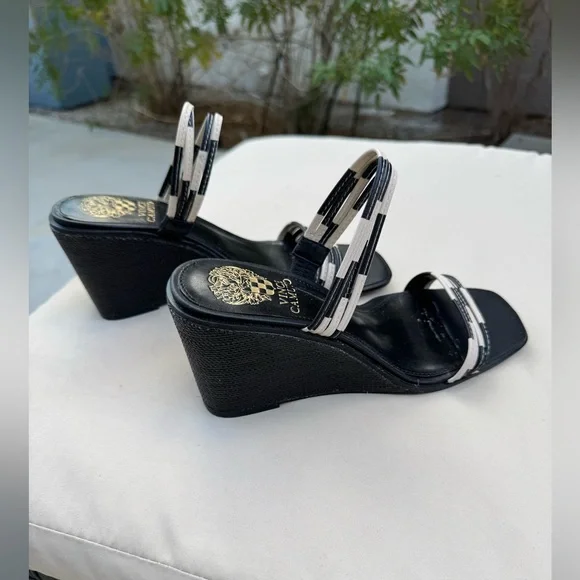 Vince Camuto Black Wedge Sandals - Picture 3 of 11